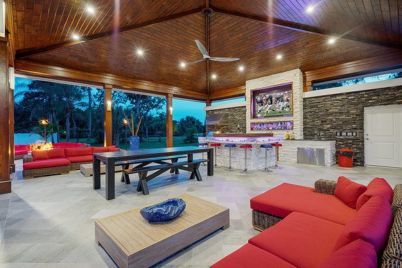 Twilight Outdoor Kitchen and Covered Lounge Photography | Jupiter, FL