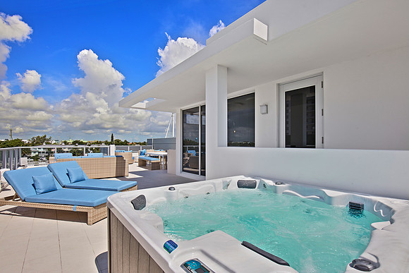 Rooftop Spa and Hot Tub Deck with Waterfront View Photography | Jupiter, FL