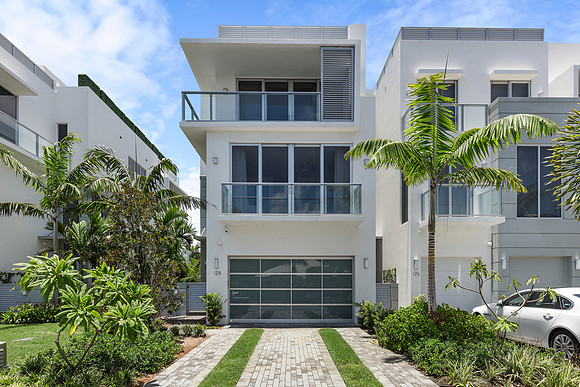Modern Three-Story Townhome Exterior Photography | Jupiter, FL